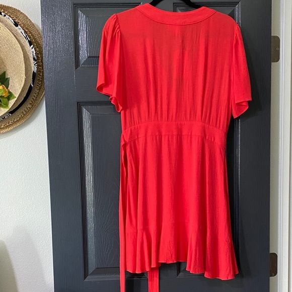 Love Riche Vibrant Red Ruffled Wrap Dress - Picture 6 of 8
